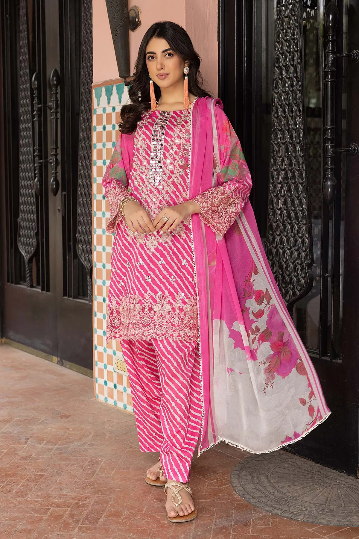 3-Pc Unstitched Printed Embroidered Lawn Suit With Chiffon Dupatta CRB23-14A