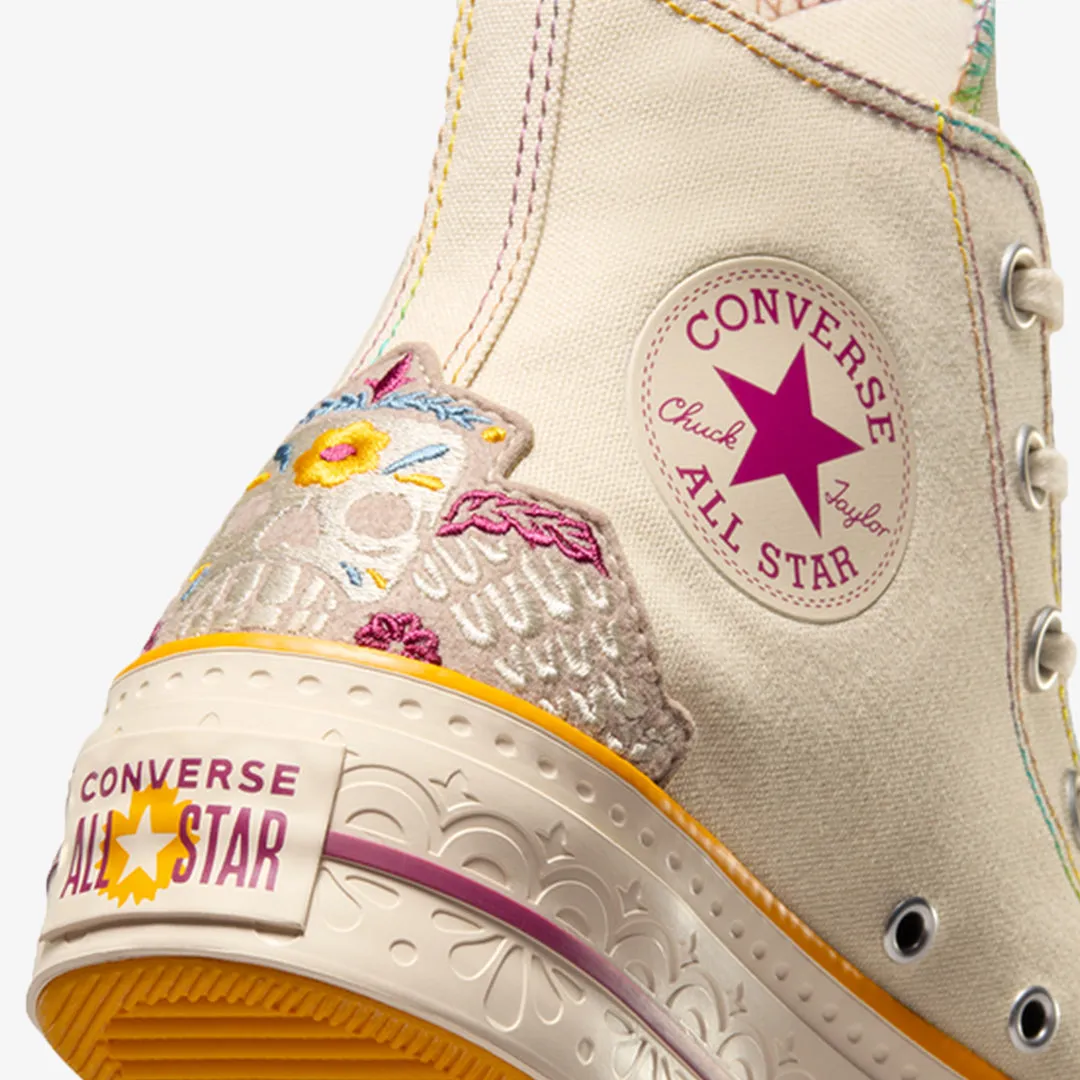 CHUCK TAYLOR ALL STAR LIFT HI 'NATURAL IVORY/LEGEND BERRY'