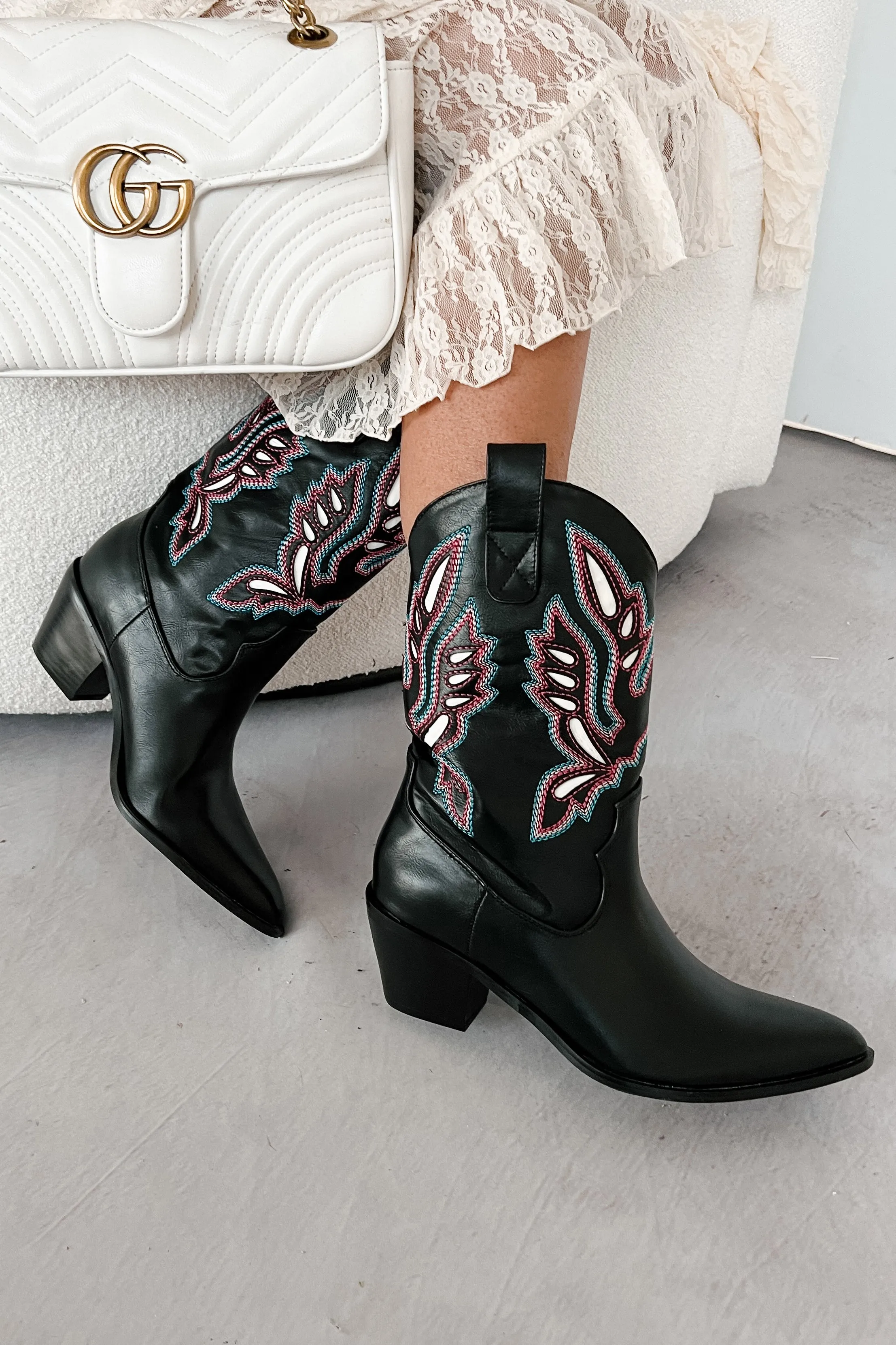 Cowgirl Glory Western Cowboy Boots (Black)