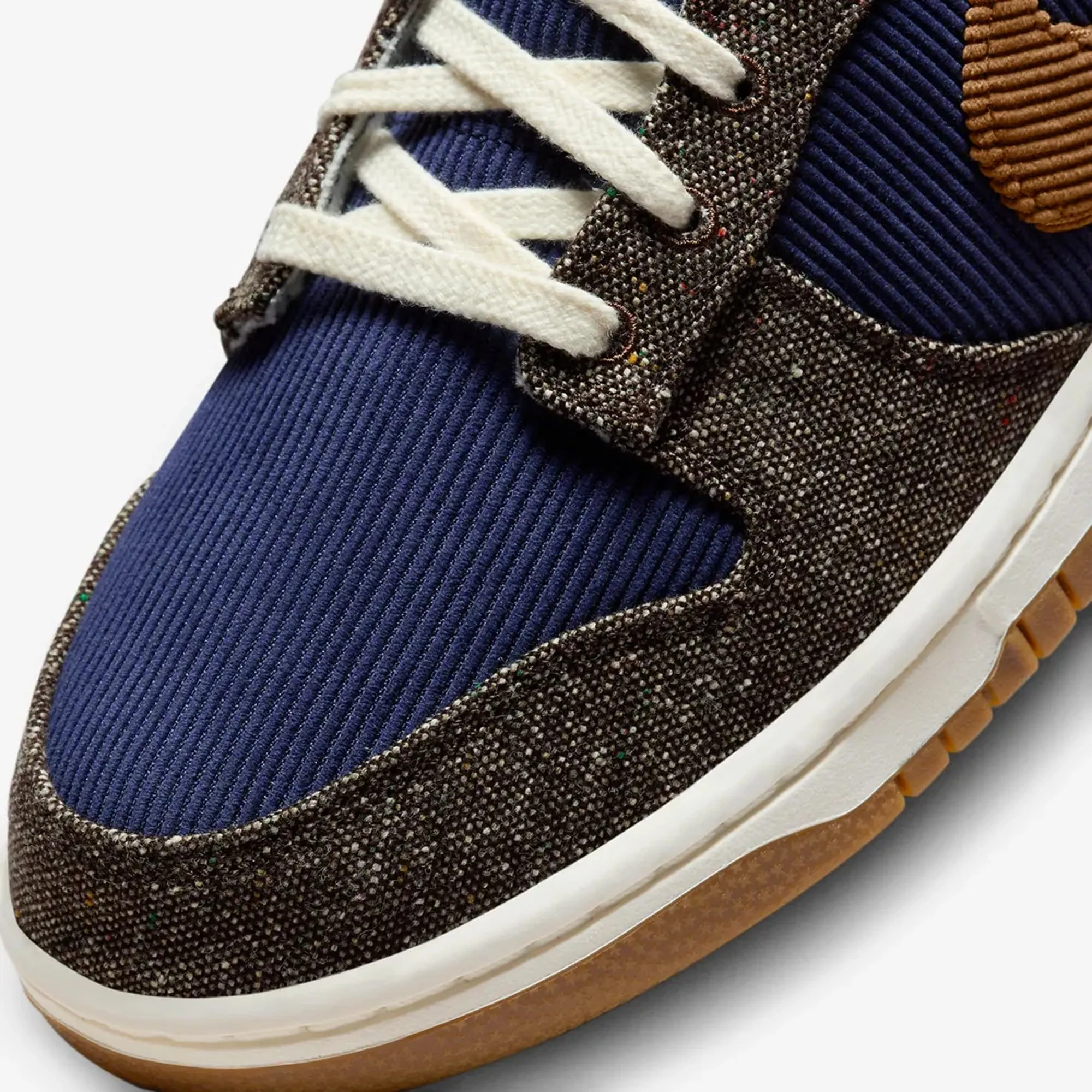 DUNK LOW PREMIUM 'MIDNIGHT NAVY/ALE BROWN-PALE IVORY'