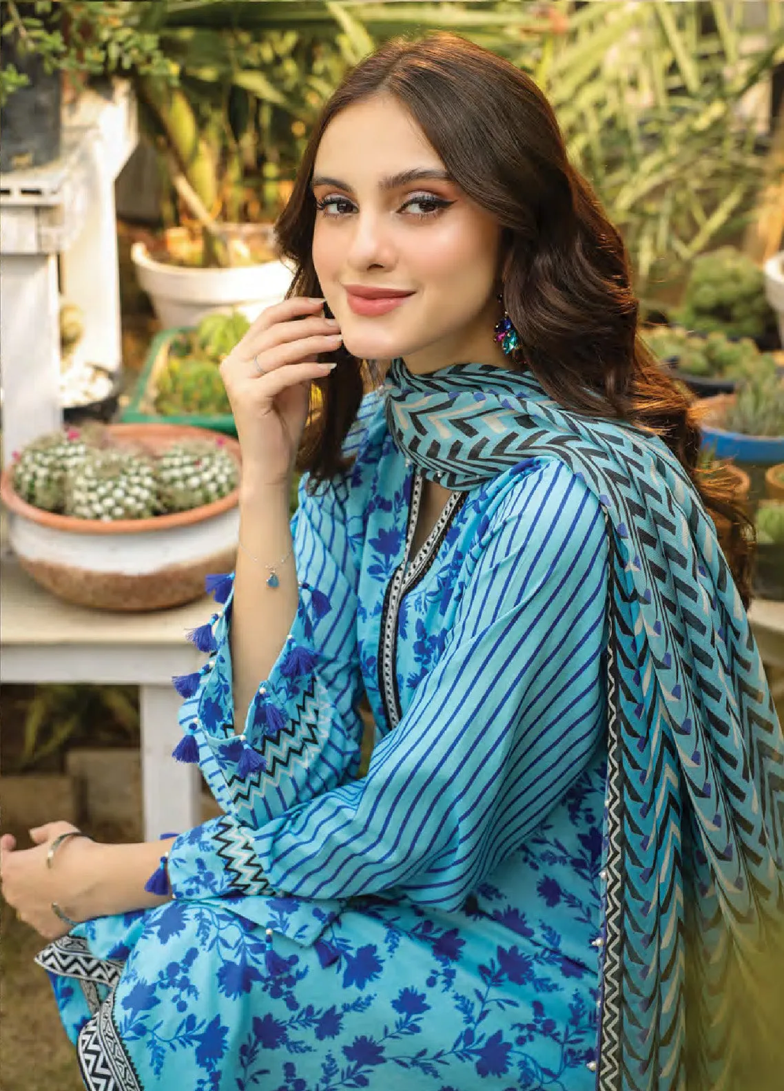 Komal Prints By Lakhany Printed Lawn Unstitched 3 Piece Suit - LSM24KP LG-SR-0147-B