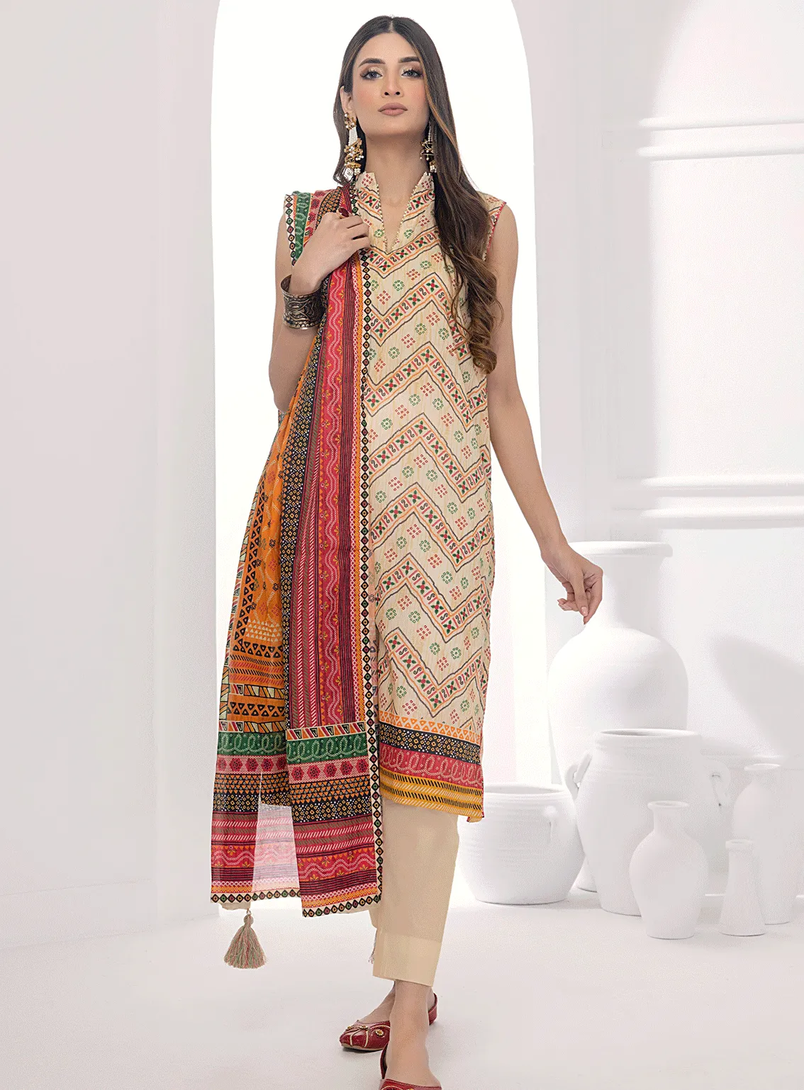 Lakhany By LSM Printed Lawn Stitched 3 Piece Suit - LG-AM-0045