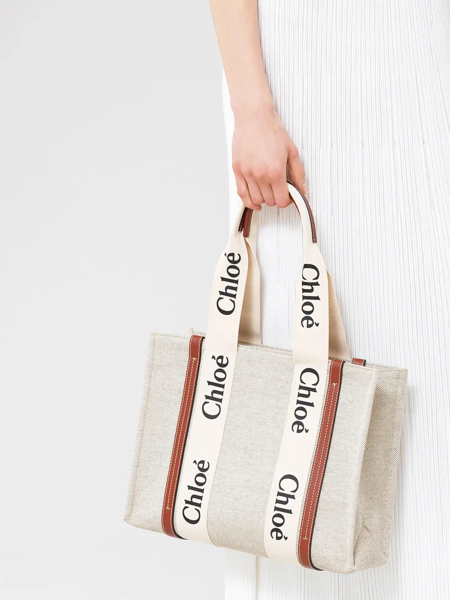 Medium Woody Tote Bag in White/Brown