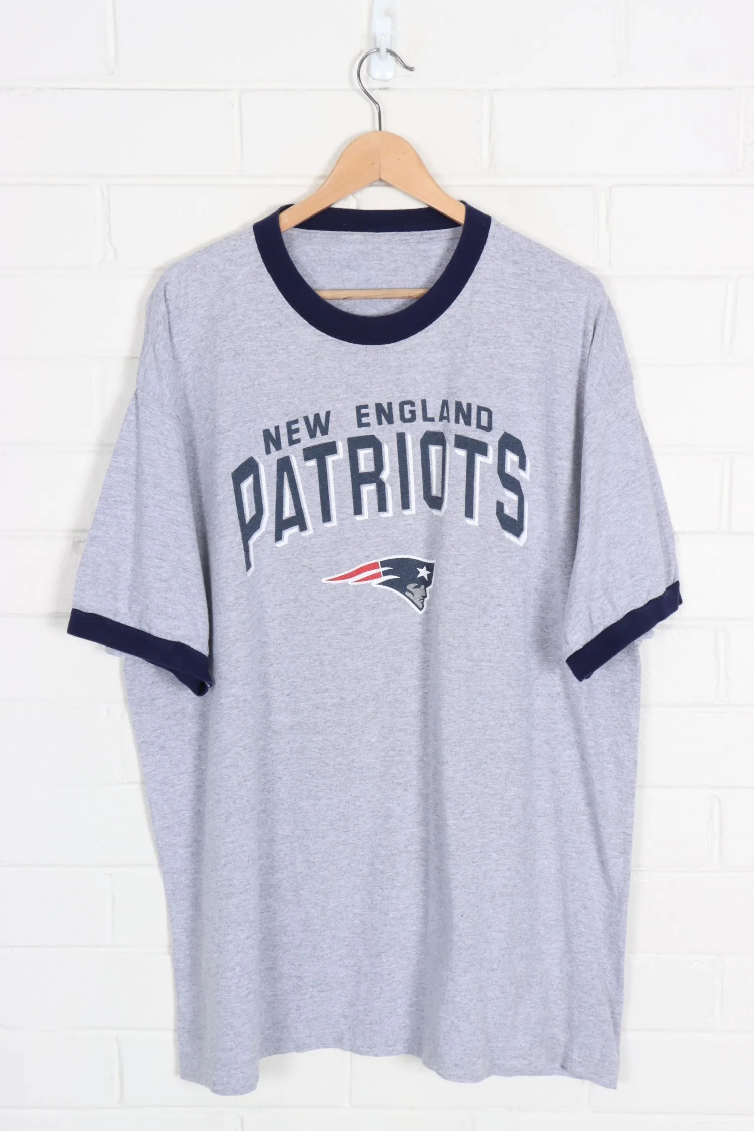 New England Patriots NFL Football Ringer Tee (XL)