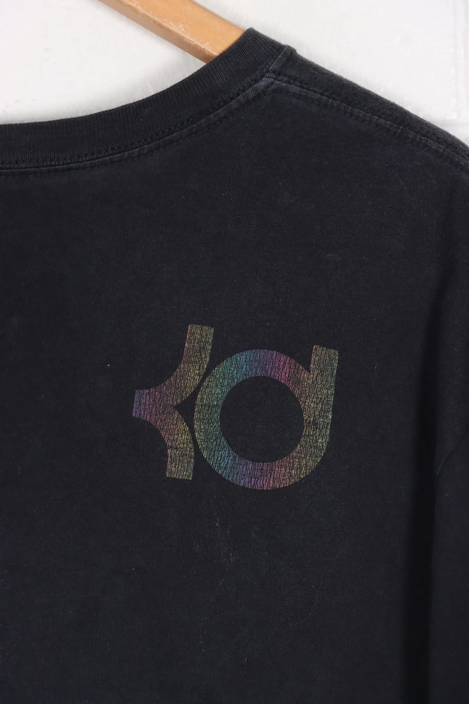 NIKE Centre Swoosh Kevin Durant KD Dri-Fit Rainbow Tee (XL)