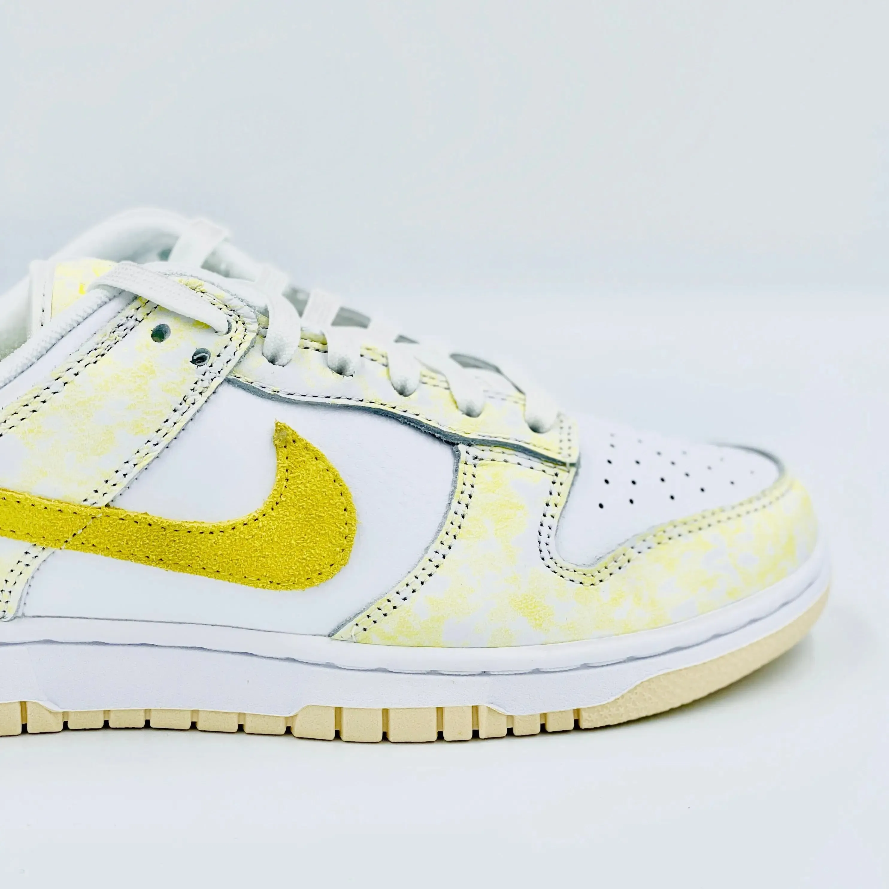 Nike Dunk Low OG Yellow Strike