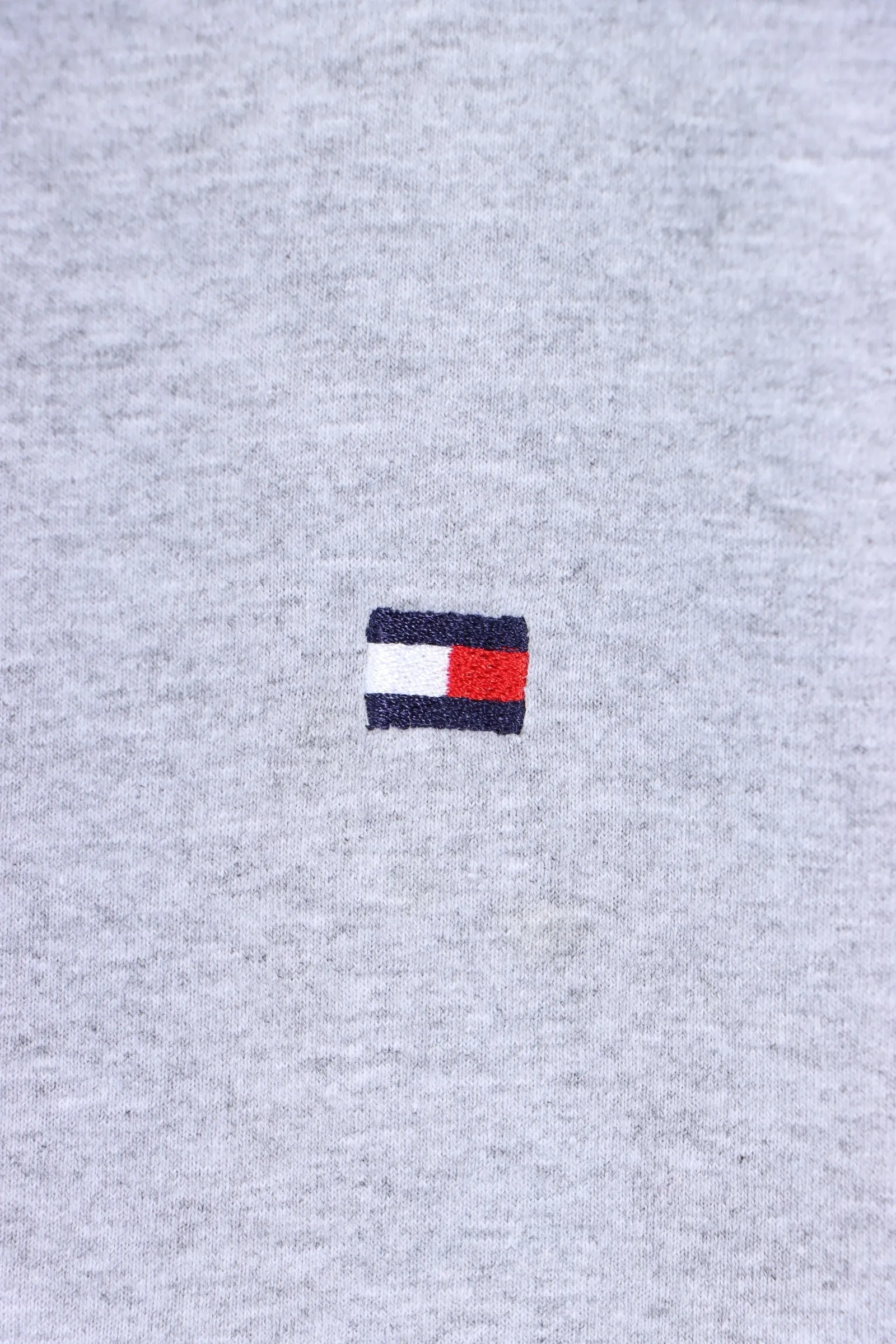 TOMMY HILFIGER Embroidered Logo Grey T-Shirt (XL)