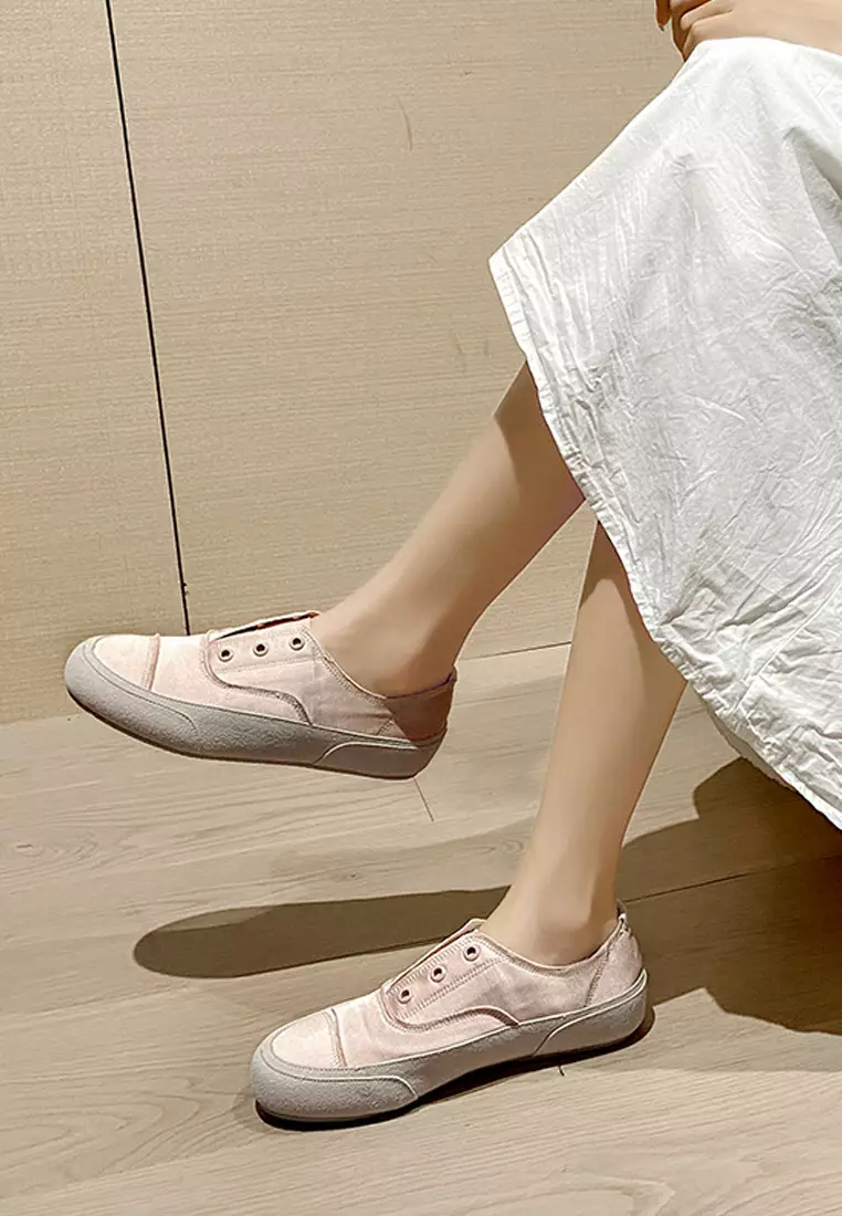 Twenty Eight Shoes Round Toe Satin Fabric Sneakers YLT-ZA-10