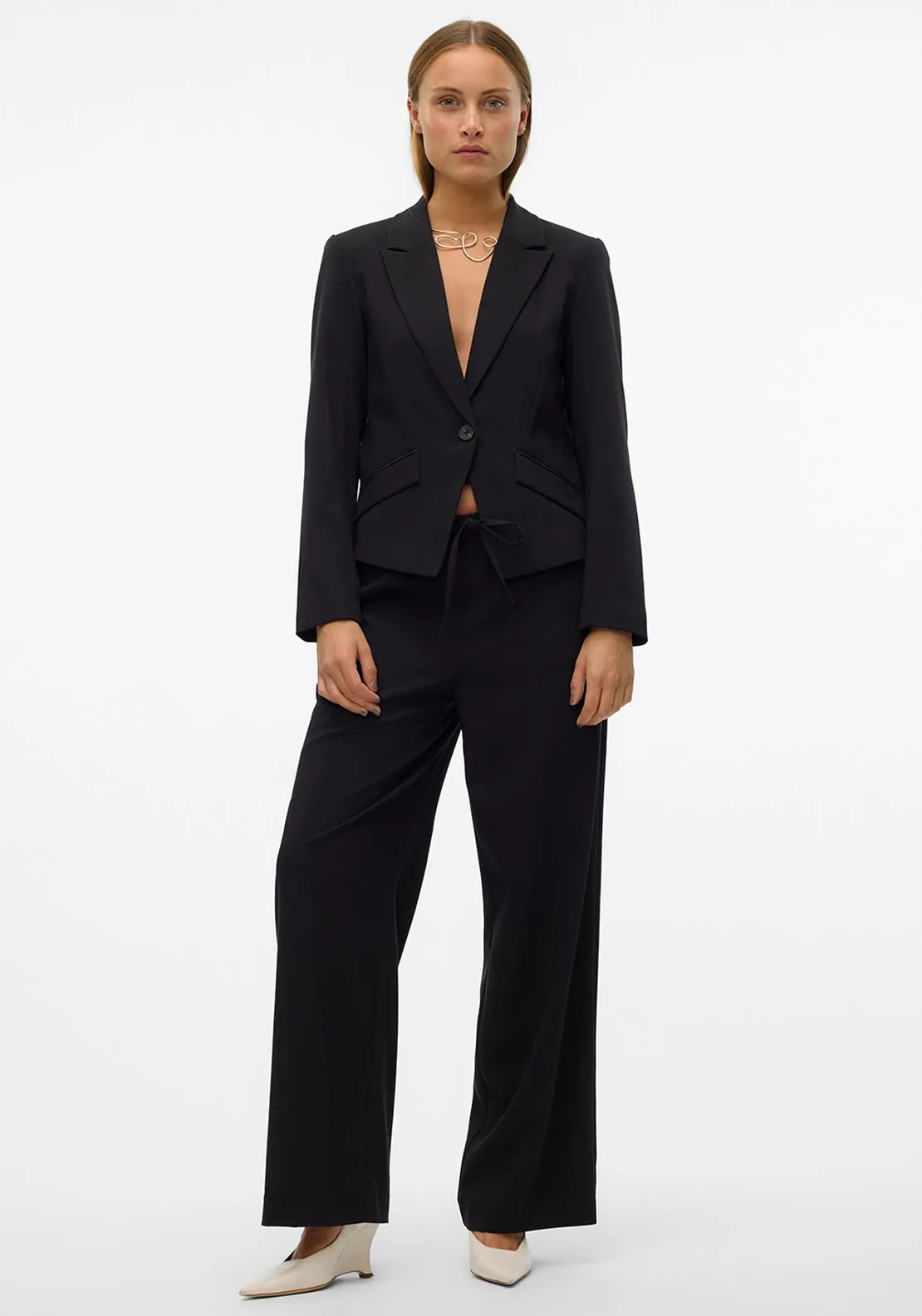 Vero Moda Babette Fitted Blazer, Black