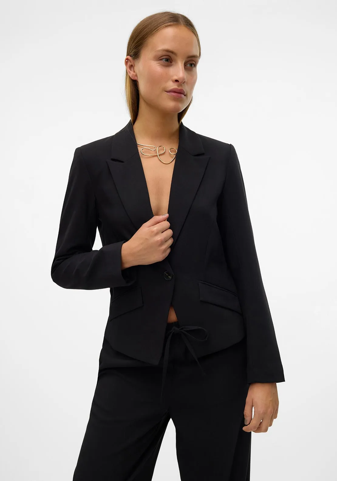 Vero Moda Babette Fitted Blazer, Black