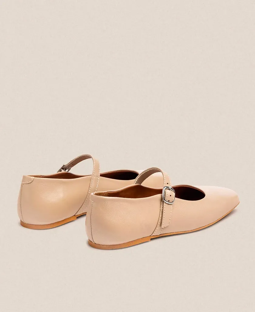 Yokono Lenna Buckle Flat Shoes